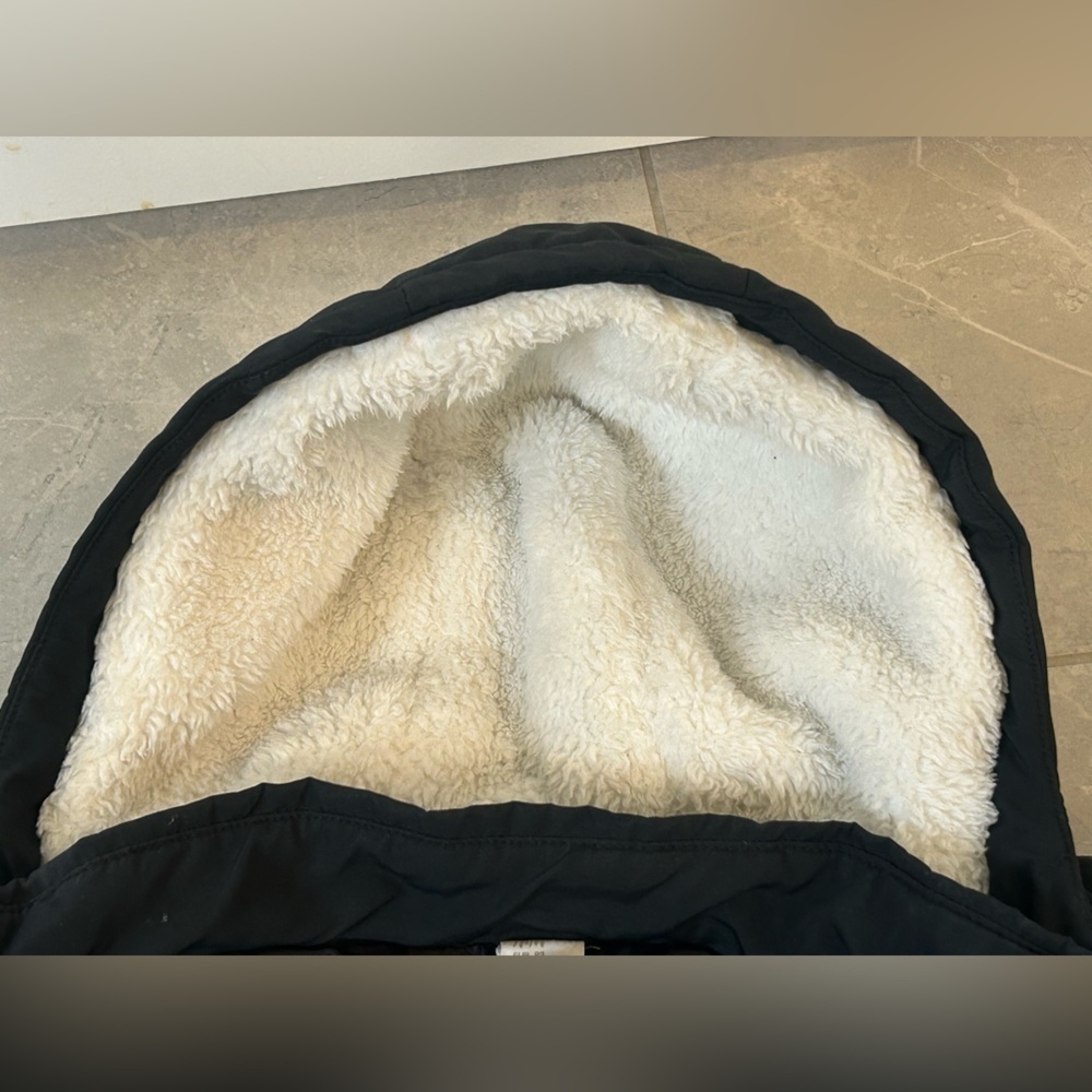 EUC H & M Toddler Kids Black Puffer Coat Sherpa Lined Hooded Winter Jacket - Picture 6 of 6